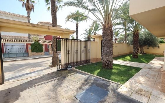 4 bedroom Villa in Cabo Roig - CRR111105 - Photo - Small - 28