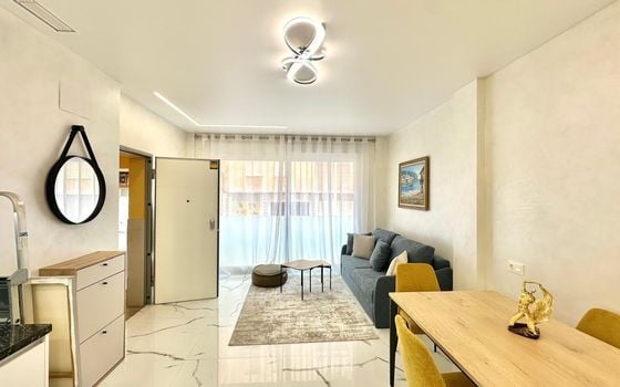 Apartamento de 2 habitaciones en Torrevieja - CT111156 - Foto - 4