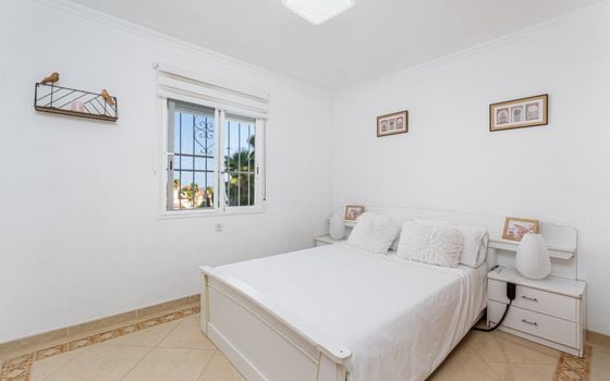 4 bedroom Villa in La Nucia - CGN112351 - Photo - Small - 9