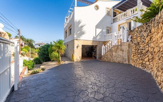 4 bedroom Villa in La Nucia - CGN112351 - Photo - Small - 25