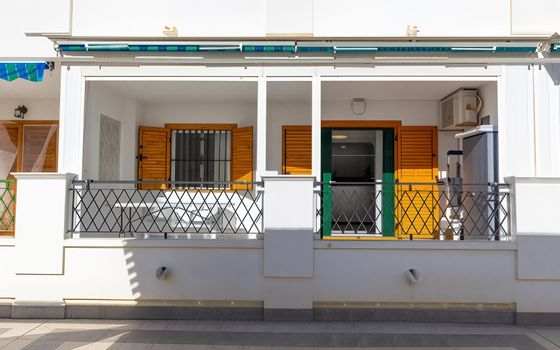 1 Schlafzimmer Appartement in Torrevieja - B112526 - Foto - 2