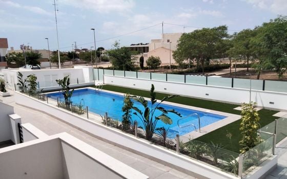 Bungalow de 3 habitaciones en Pilar de la Horadada - MG155196 - Foto - 2