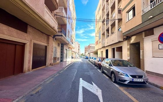 Penthouse de 4 chambres à Torrevieja - CT113314 - Photo - 1