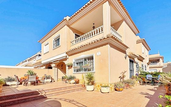 3 bedroom Townhouse in Orihuela Costa - B113975 - Photo - 3