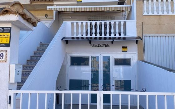 2 bedroom Bungalow in Torrevieja - VEC115177 - Photo - 2