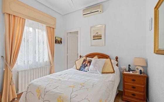 3 bedroom Villa in Rojales - SRT117064 - Photo - Small - 12