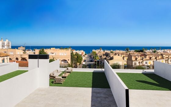 2 bedroom Penthouse in Torrevieja - GV160316 - Photo - Small - 24