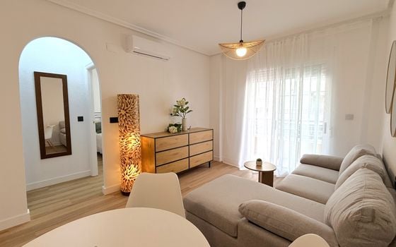 Appartement de 2 chambres à Torrevieja - RCJ147370 - Photo - 3