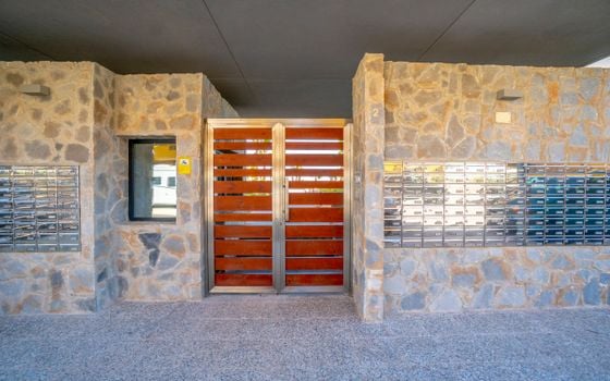3 bedroom Penthouse in Punta Prima - B119652 - Photo - Small - 49