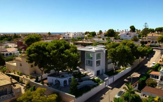 6 bedroom Villa in Torrevieja - ET120912 - Photo - Small - 30