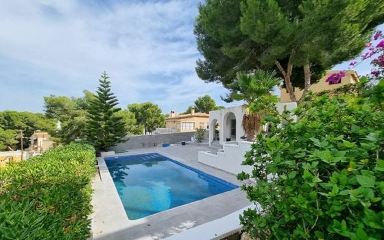 6 bedroom Villa in Torrevieja - ET120912 - Photo - 2
