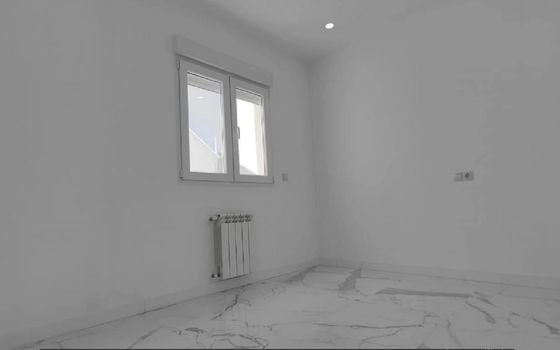 6 bedroom Villa in Torrevieja - ET120912 - Photo - Small - 14