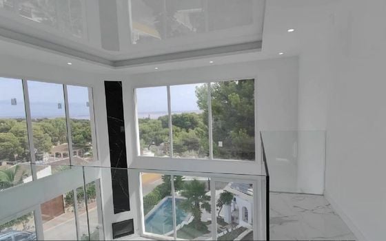 6 bedroom Villa in Torrevieja - ET120912 - Photo - Small - 12