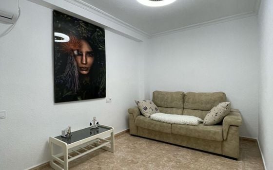 2 bedroom Apartment in Torrevieja - ET120976 - Photo - 2