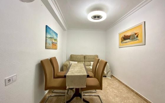 2 bedroom Apartment in Torrevieja - ET120976 - Photo - 4