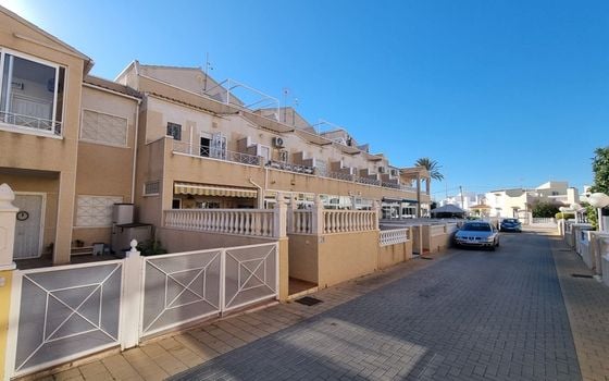 2 bedroom Townhouse in Orihuela Costa - SHO121648 - Photo - 2