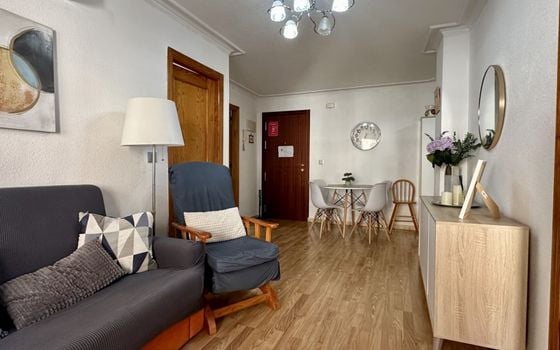 Appartement de 2 chambres à Torrevieja - MVR121688 - Photo - 4