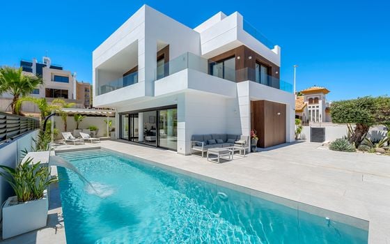 4 Schlafzimmer Villa in Guardamar del Segura - TT139618 - Foto - 1