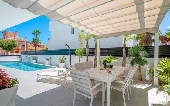 4 Schlafzimmer Villa in Guardamar del Segura - TT139618 - Foto - 5