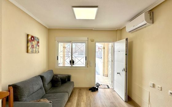 Bungalow de 2 chambres à Torrevieja - CT122889 - Photo - Small - 6