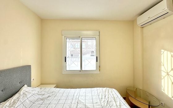 Bungalow de 2 chambres à Torrevieja - CT122889 - Photo - Small - 17