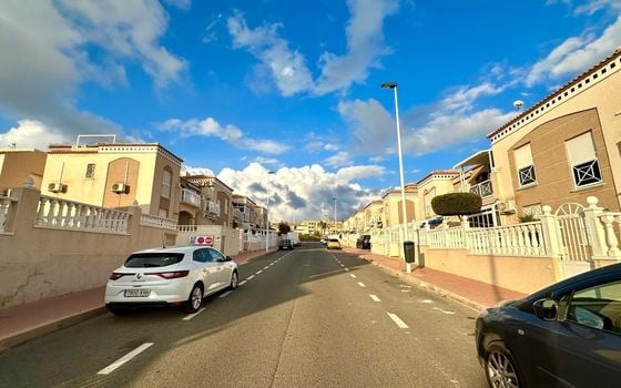 Bungalow de 2 chambres à Torrevieja - CT122889 - Photo - Small - 39