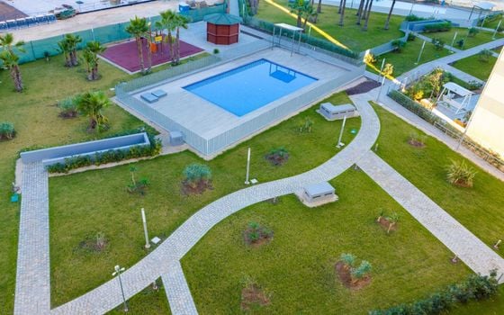 3 bedroom Apartment in Punta Prima - LR126281 - Photo - Small - 16
