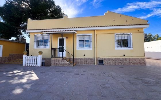 6 bedroom Villa in Alicante - SV126686 - Photo - Small - 7