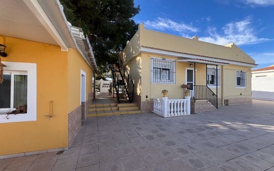 6 bedroom Villa in Alicante - SV126686 - Photo - Small - 34