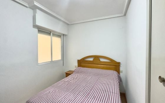 Appartement de 2 chambres à Torrevieja - AG151639 - Photo - Small - 9