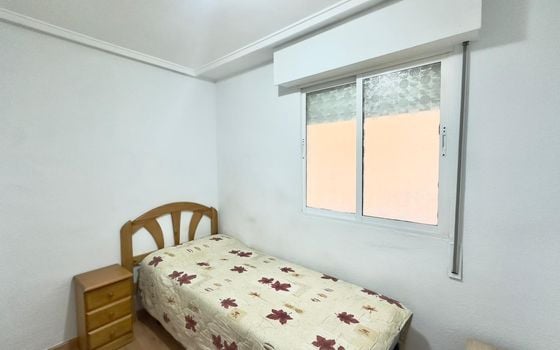 Appartement de 2 chambres à Torrevieja - AG151639 - Photo - Small - 15