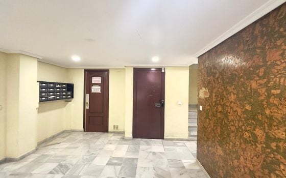 Appartement de 2 chambres à Torrevieja - AG151639 - Photo - Small - 24