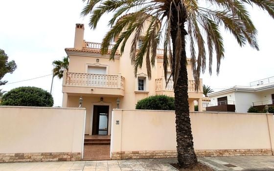 4 bedroom Villa in Cabo Roig - PSE130812 - Photo - Small - 24