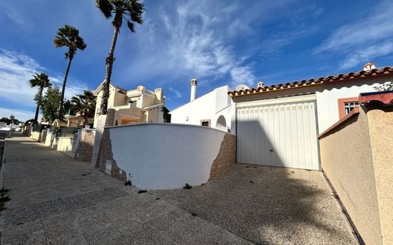 3 bedroom Villa in Villamartin - PSE131390 - Photo - Small - 21
