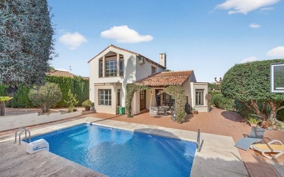 4 Schlafzimmer Villa in Xàbia - CBE131401 - Foto - 1