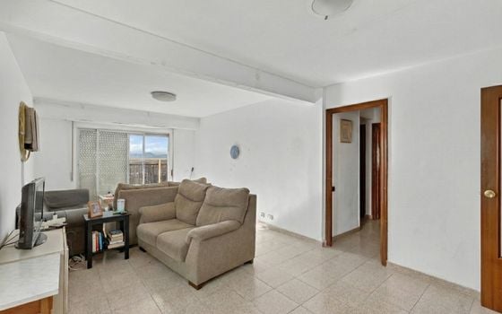 3 bedroom Apartment in Alicante - CBE131408 - Photo - 2