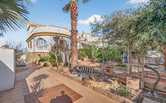 6 bedroom Villa in Gran Alacant - CBE131418 - Photo - Small - 40