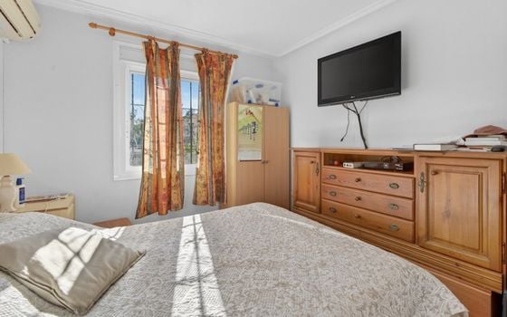 6 bedroom Villa in Gran Alacant - CBE131418 - Photo - Small - 16