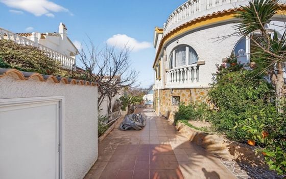 6 bedroom Villa in Gran Alacant - CBE131418 - Photo - Small - 39