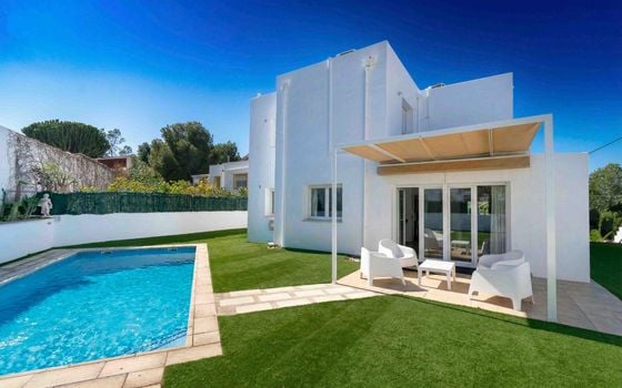 4 bedroom Villa in Alfaz del Pi - ABC131511 - Photo - 3