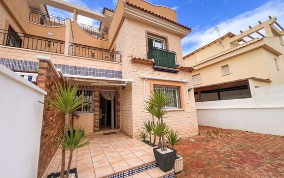 3 bedroom Townhouse in Pilar de la Horadada - SV131740 - Photo - 1