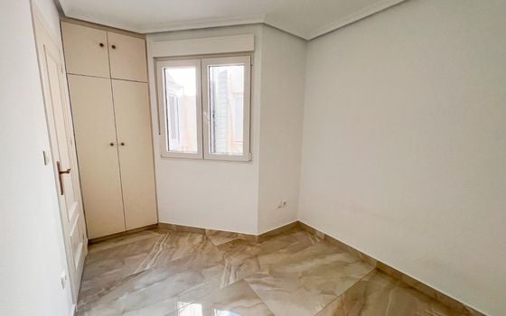 2 bedroom Penthouse in Torrevieja - SV131751 - Photo - Small - 11