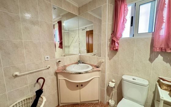 3 bedroom Villa in Torrevieja - CRR132022 - Photo - Small - 18
