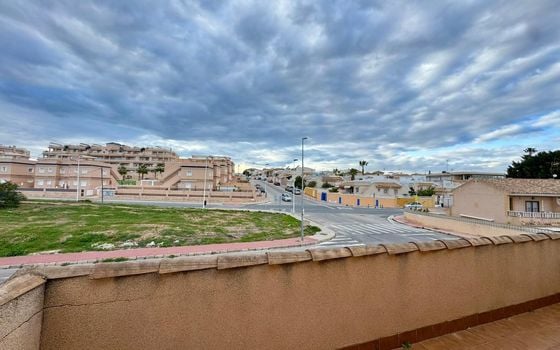 3 bedroom Villa in Torrevieja - CRR132022 - Photo - Small - 22