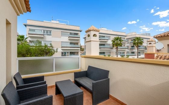 Townhouse de 3 chambres à Villamartin - CBB132084 - Photo - Small - 24