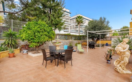 Townhouse de 3 chambres à Villamartin - CBB132084 - Photo - Small - 25