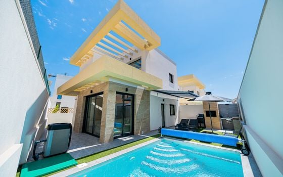 3 bedroom Villa in Los Montesinos - CBB132494 - Photo - 1