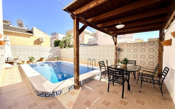 Villa de 5 chambres à Torrevieja - ERV132554 - Photo - 4