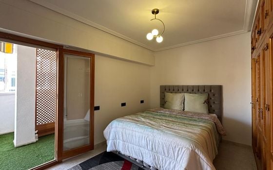 2 bedroom Apartment in Torrevieja - CT132957 - Photo - Small - 17