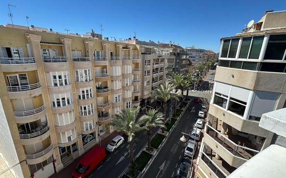 Appartement de 2 chambres à Torrevieja - CT132957 - Photo - 1